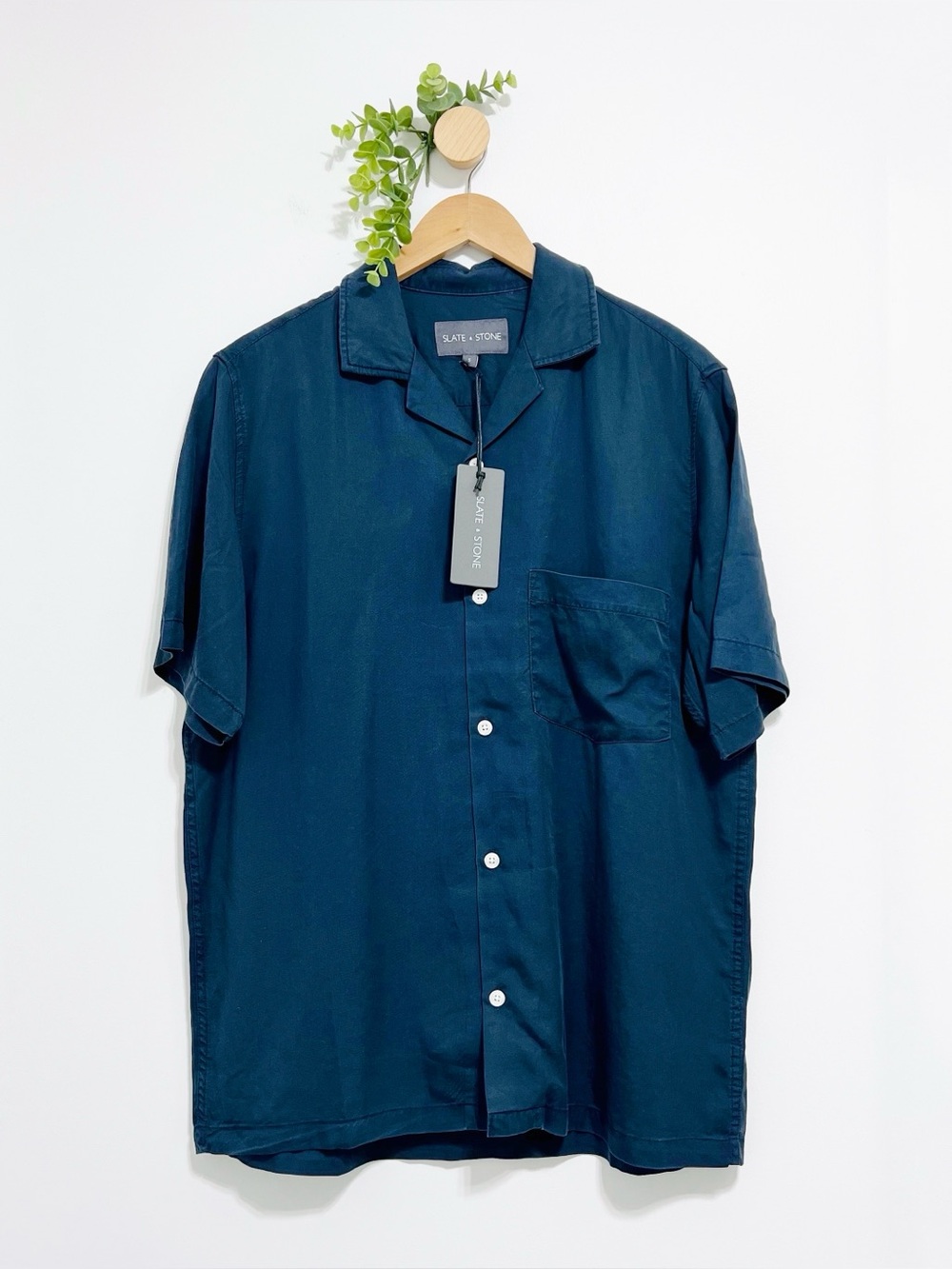 Slate And Stone NWT Blue Tencel Button Down Shirt